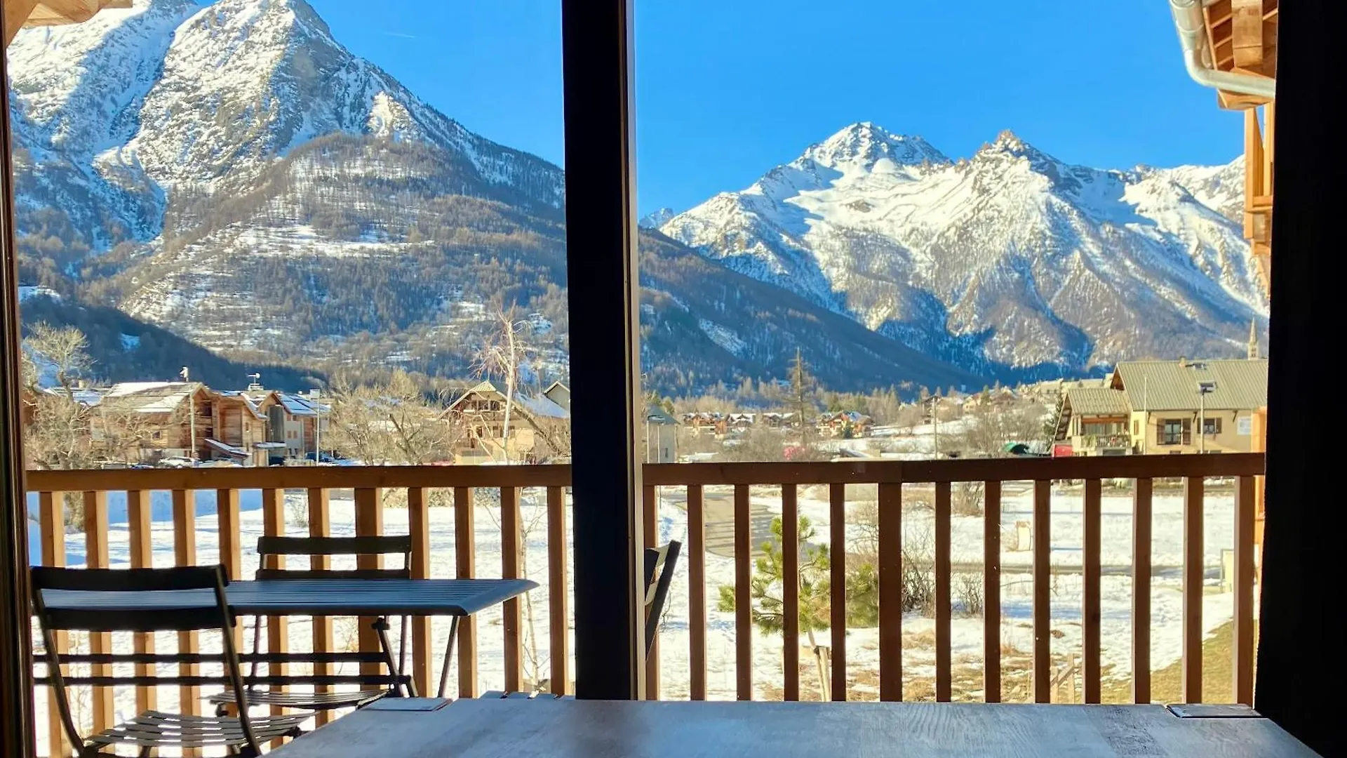 Orion - Chalet-Style New Apartment Le Monêtier-les-Bains