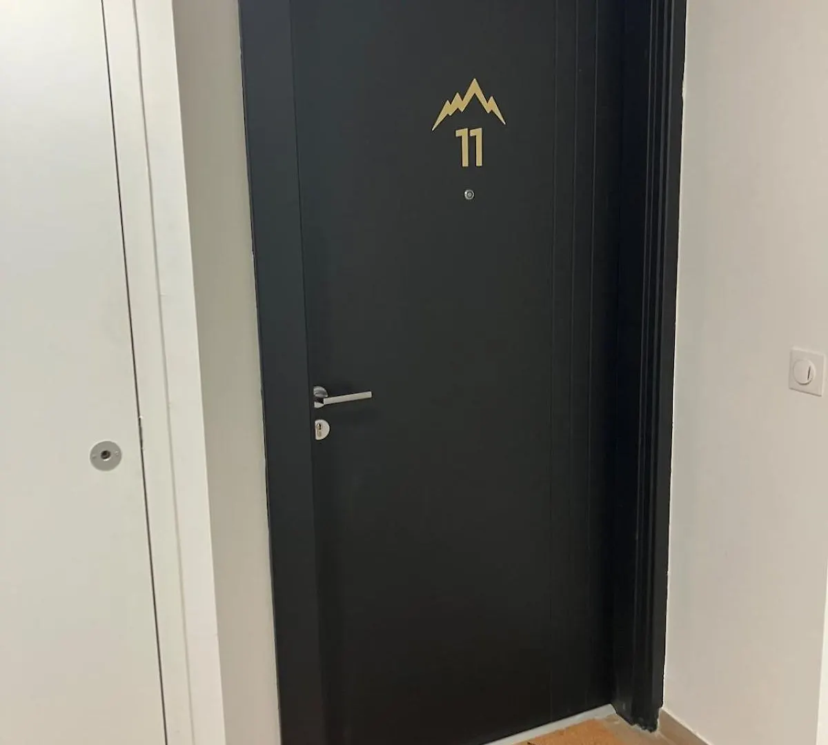 Orion - Chalet-Style New Apartment Le Monêtier-les-Bains